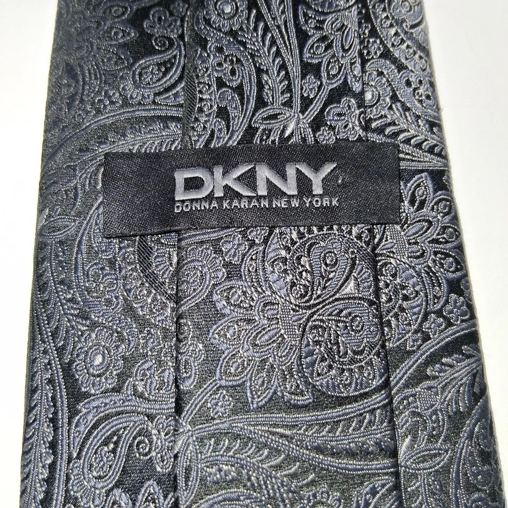 DKNY Mens Neck Tie